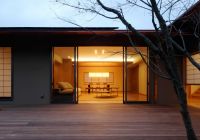 Flexform-Einrichtungen in einem Wohnhaus in Tokio